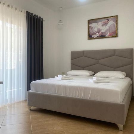 Holiday Home Shahini Ksamil Bagian luar foto